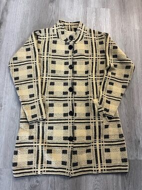 0048–NWT Women’s Black & light yellow Plaid Button-Up Trench Coat